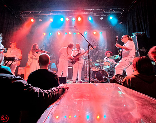 Isolation Tank Ensemble photo